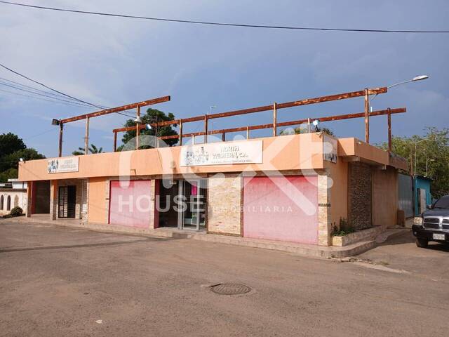 #1155 - LOCAL COMERCIAL para Venta en San Francisco - V