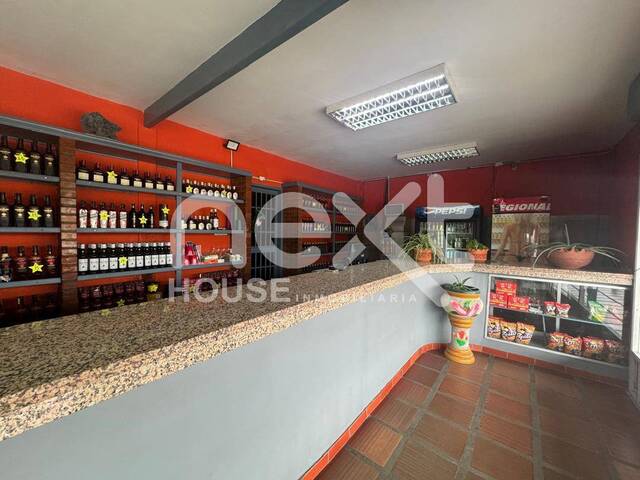 #1202 - CASA COMERCIAL para Venta en San Francisco - V
