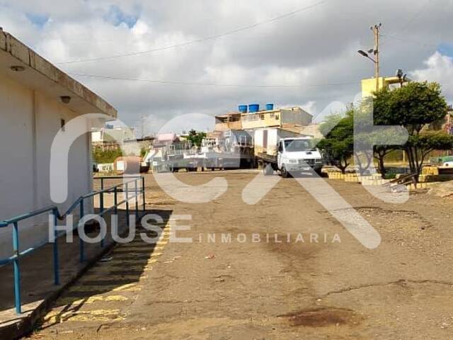 #1271 - TERRENO para Venta en Maracaibo - V