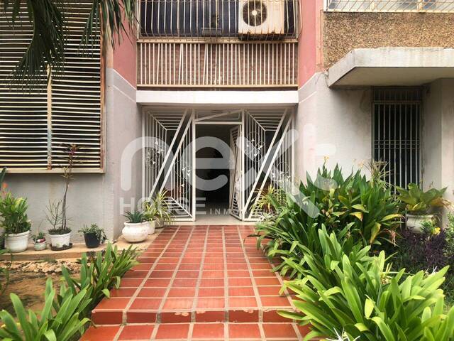 #1501 - APARTAMENTO para Venta en Maracaibo - V