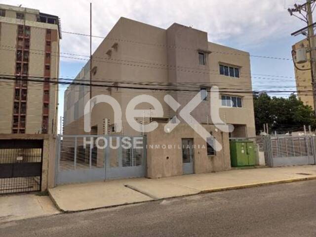 #1531 - EDIFICIO COMERCIAL para Venta en Maracaibo - V - 1