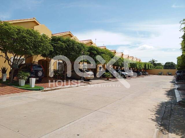 #1556 - TOWNHOUSE para Venta en San Francisco - V