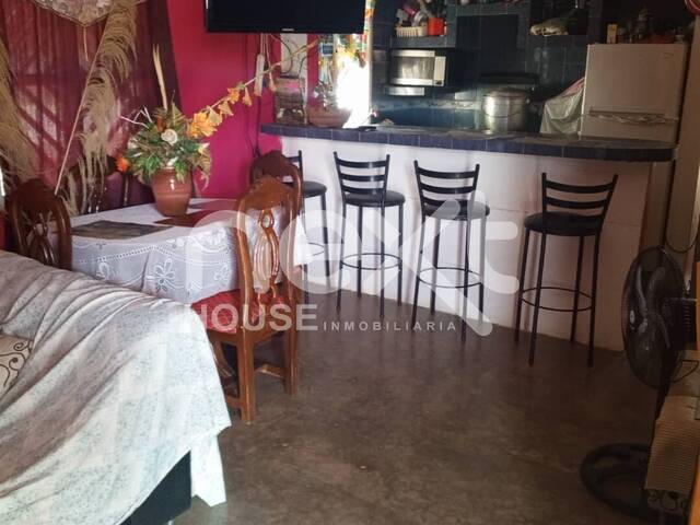 #1585 - CASA para Venta en Maracaibo - V