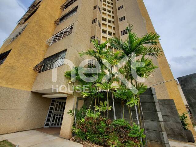 #1599 - APARTAMENTO para Venta en Maracaibo - V