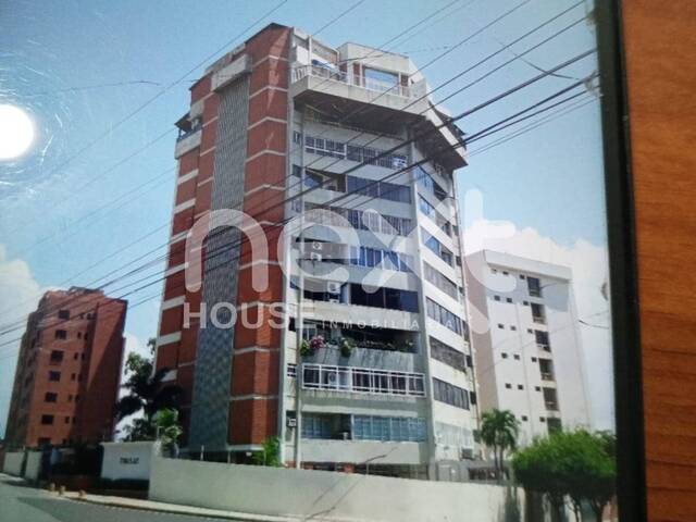 #1615 - APARTAMENTO para Alquiler en Maracaibo - V
