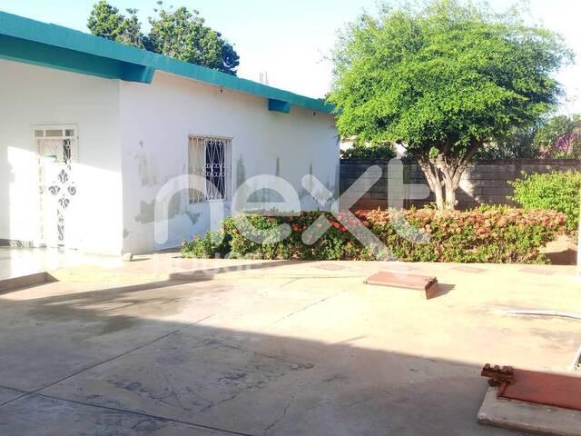 #1685 - CASA COMERCIAL para Venta en San Francisco - V