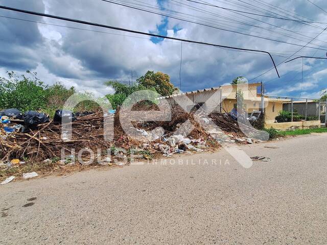 #1716 - TERRENO para Venta en Ciudad Ojeda - V - 3