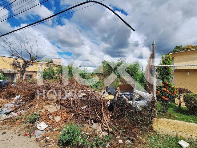 #1716 - TERRENO para Venta en Ciudad Ojeda - V - 2