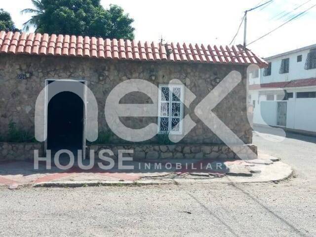 #1743 - CASA para Venta en Maracaibo - V