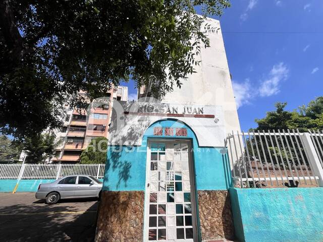 #1764 - APARTAMENTO para Venta en Maracaibo - V