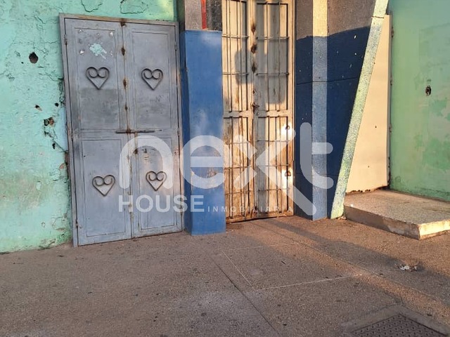 #1174 - LOCAL COMERCIAL para Venta en Ciudad Ojeda - V