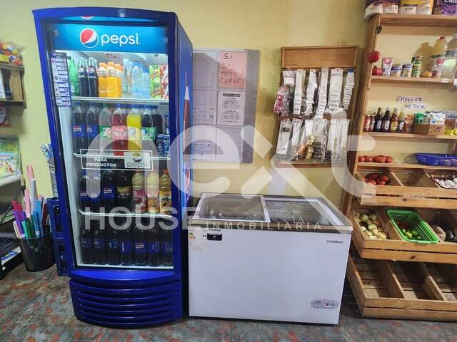 #1927 - CASA COMERCIAL para Venta en Maracaibo - V