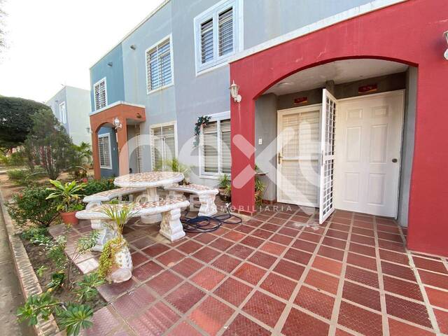 #1979 - TOWNHOUSE para Venta en Maracaibo - V