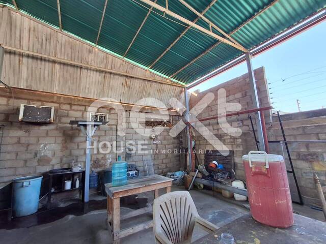 #1990 - GALPÓN para Venta en San Francisco - V - 3