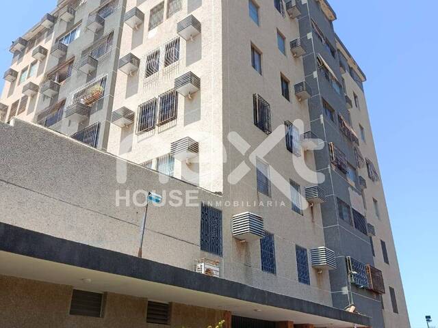 #2018 - APARTAMENTO para Venta en Maracaibo - V - 1