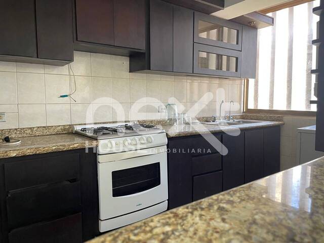 #2023 - APARTAMENTO para Alquiler en Maracaibo - V