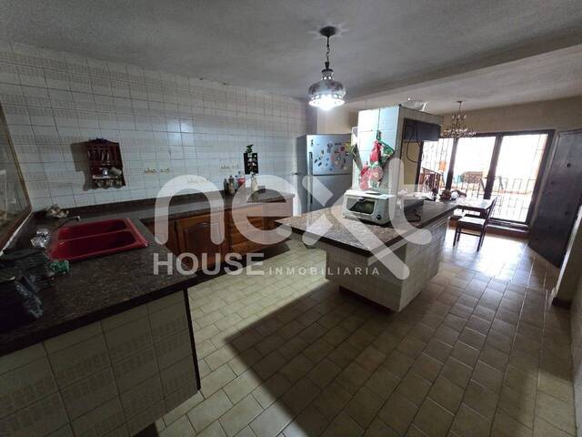 Venta en La H - Cabimas