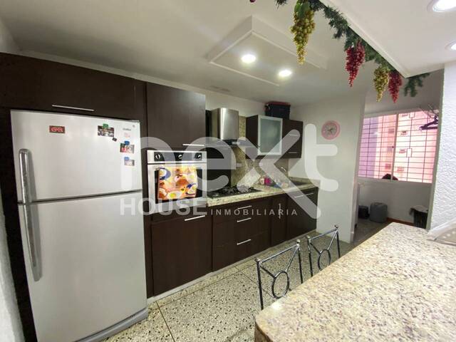 #2056 - APARTAMENTO para Venta en Maracaibo - V - 3