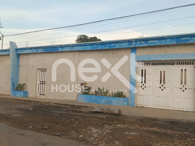 #2076 - CASA COMERCIAL para Venta en Maracaibo - V