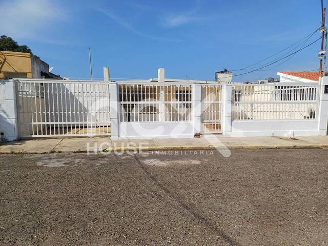 #2083 - CASA para Venta en Maracaibo - V