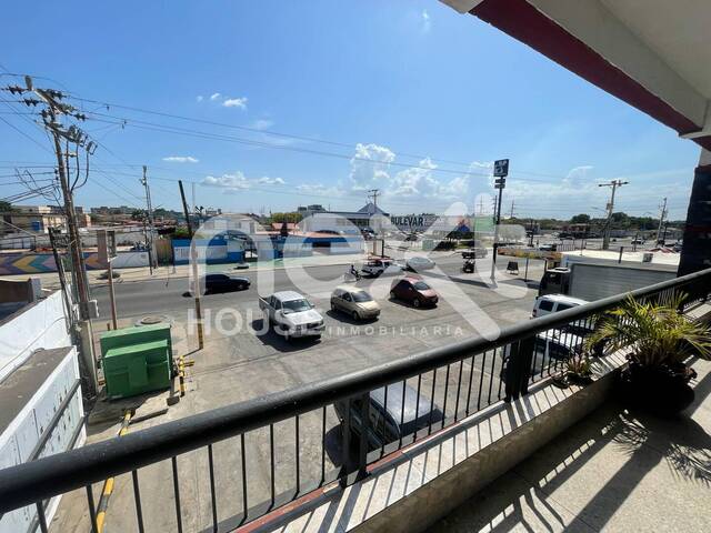 #2104 - LOCAL COMERCIAL para Alquiler en San Francisco - V - 3