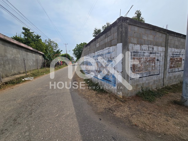 #2124 - TERRENO para Venta en Ciudad Ojeda - V