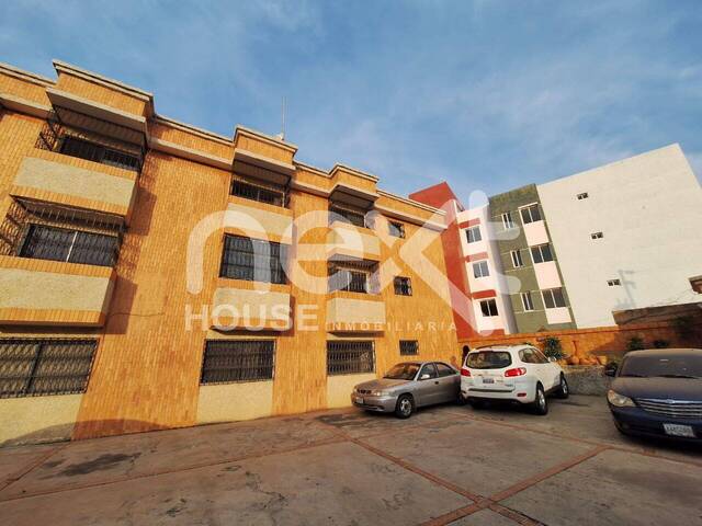 Venta en Lago Mar Beach - Maracaibo