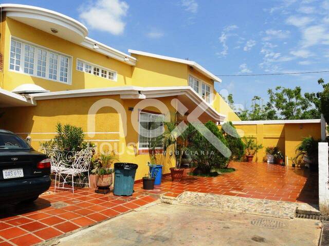 #2213 - TOWNHOUSE para Venta en Maracaibo - V - 1