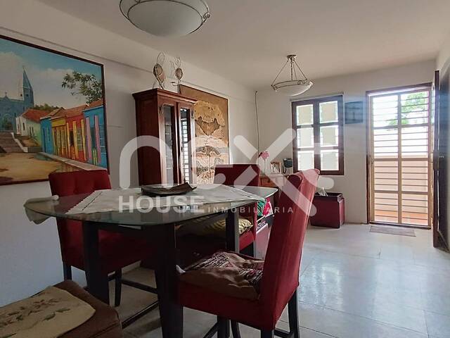 #2239 - APARTAMENTO para Venta en Maracaibo - V