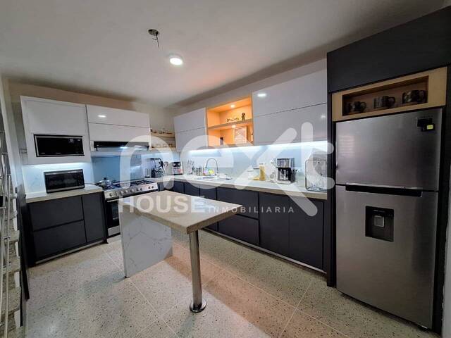 #2249 - TOWNHOUSE para Venta en San Francisco - V - 2