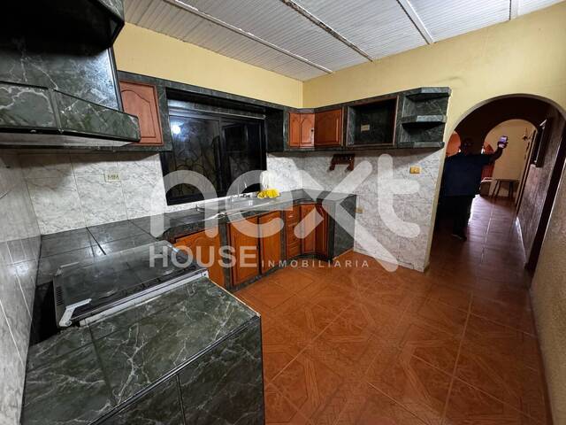 #2253 - CASA para Venta en Maracaibo - V - 3