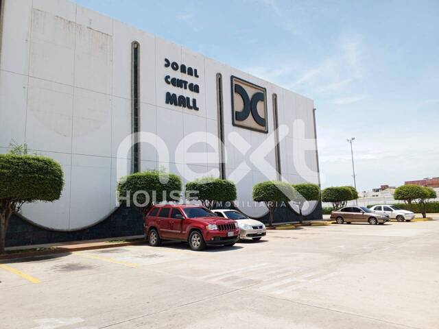 Venta en Avenida Fuerzas Armadas - Maracaibo