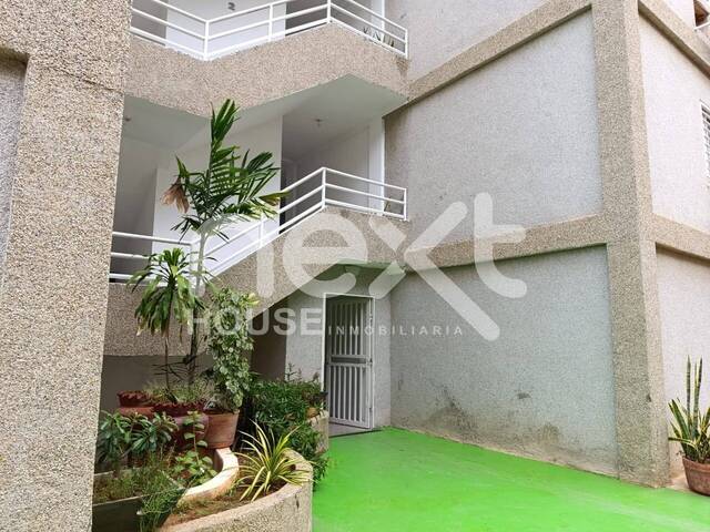 #2325 - APARTAMENTO para Alquiler en Maracaibo - V