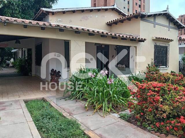 #2380 - CASA para Venta en Maracaibo - V - 2