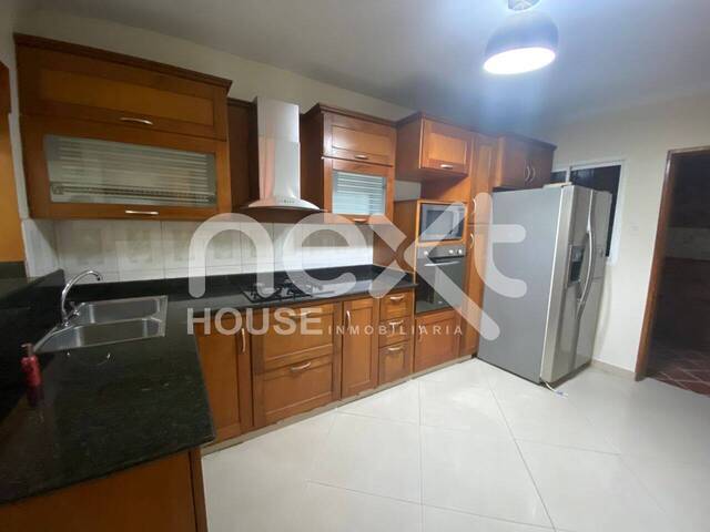 #2387 - TOWNHOUSE para Venta en Maracaibo - V - 2