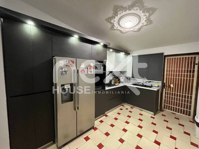 #2390 - CASA para Venta en San Francisco - V - 2
