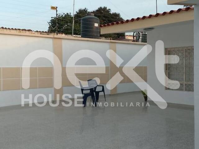 #2396 - CASA para Venta en Maracaibo - V - 2