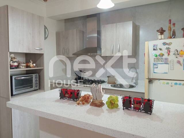 #2398 - APARTAMENTO para Venta en Maracaibo - V