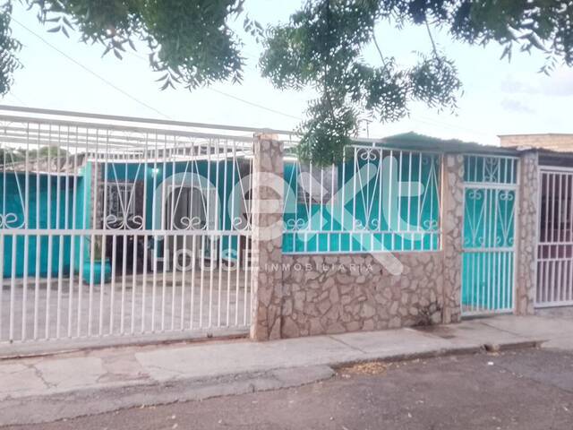 #2401 - CASA COMERCIAL para Venta en San Francisco - V - 1