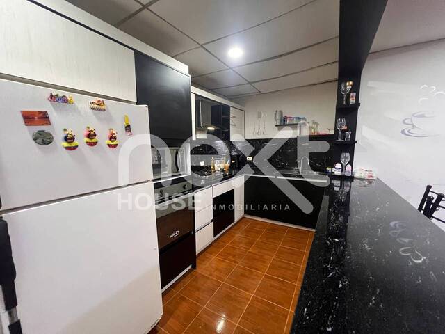 #2420 - CASA para Venta en San Francisco - V