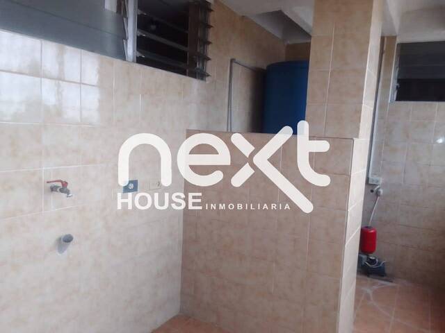 #2435 - APARTAMENTO para Venta en Maracaibo - V