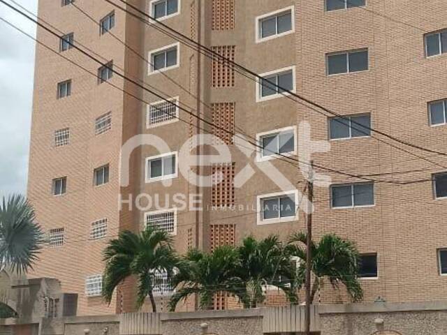 #2459 - APARTAMENTO para Alquiler en Maracaibo - V - 2
