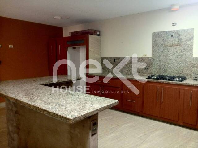#2462 - CASA para Venta en San Francisco - V - 2