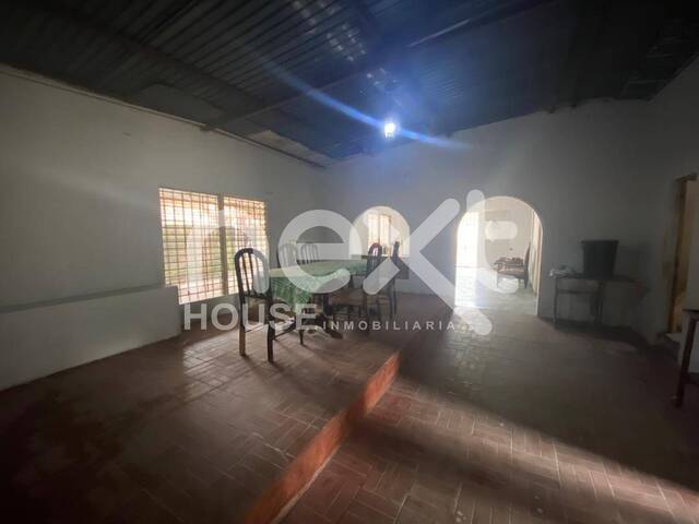 #2005 - CASA para Venta en Maracaibo - V