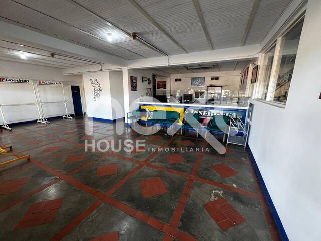 #2520 - LOCAL COMERCIAL para Venta en San Rafael del Moján - V - 2