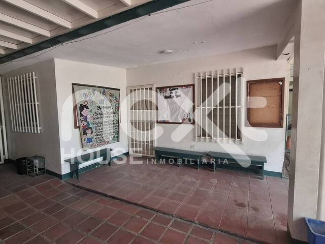 #2531 - CASA COMERCIAL para Venta en Maracaibo - V