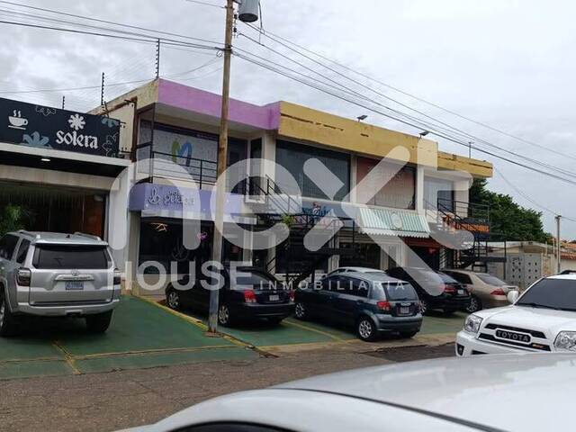 Alquiler en Avenida Fuerzas Armadas - Maracaibo