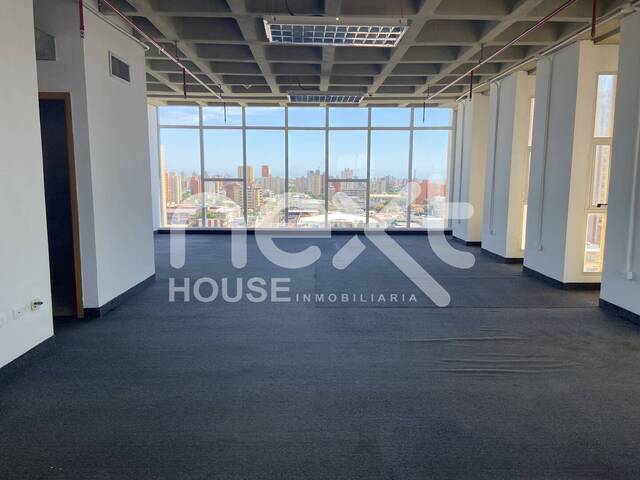 #2580 - OFICINA para Alquiler en Maracaibo - V