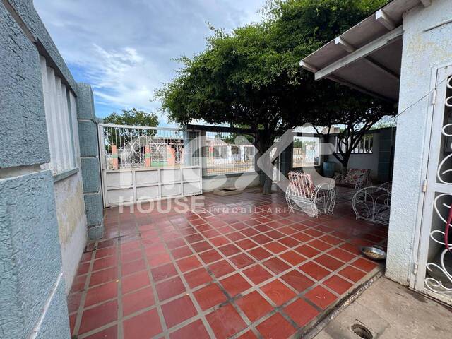 #2632 - CASA para Venta en Maracaibo - V - 2