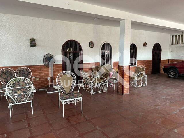 #2706 - CASA para Venta en Maracaibo - V